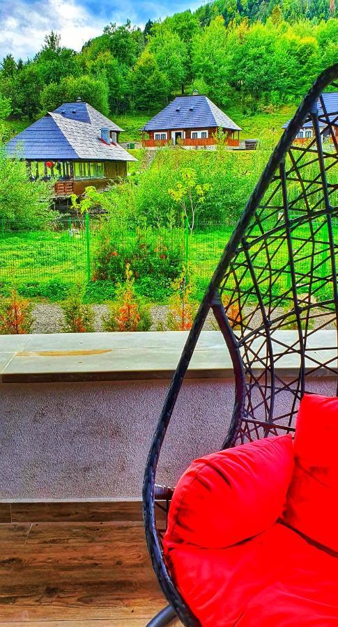 Vatra Boiereasca Bed & Breakfast คาชิกา ภายนอก รูปภาพ