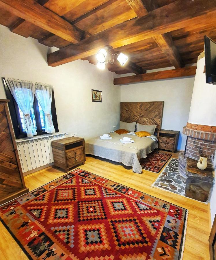 Vatra Boiereasca Bed & Breakfast คาชิกา ภายนอก รูปภาพ
