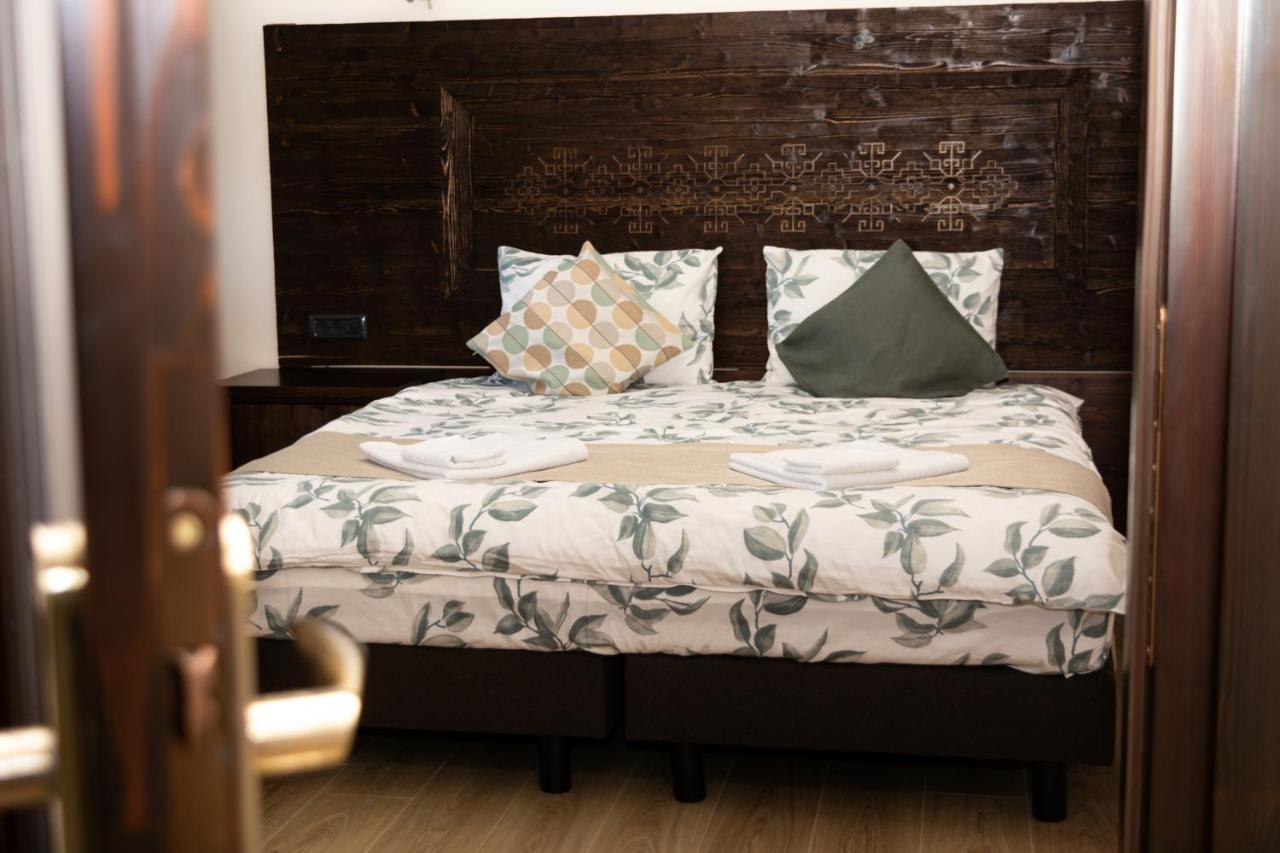 Vatra Boiereasca Bed & Breakfast คาชิกา ภายนอก รูปภาพ