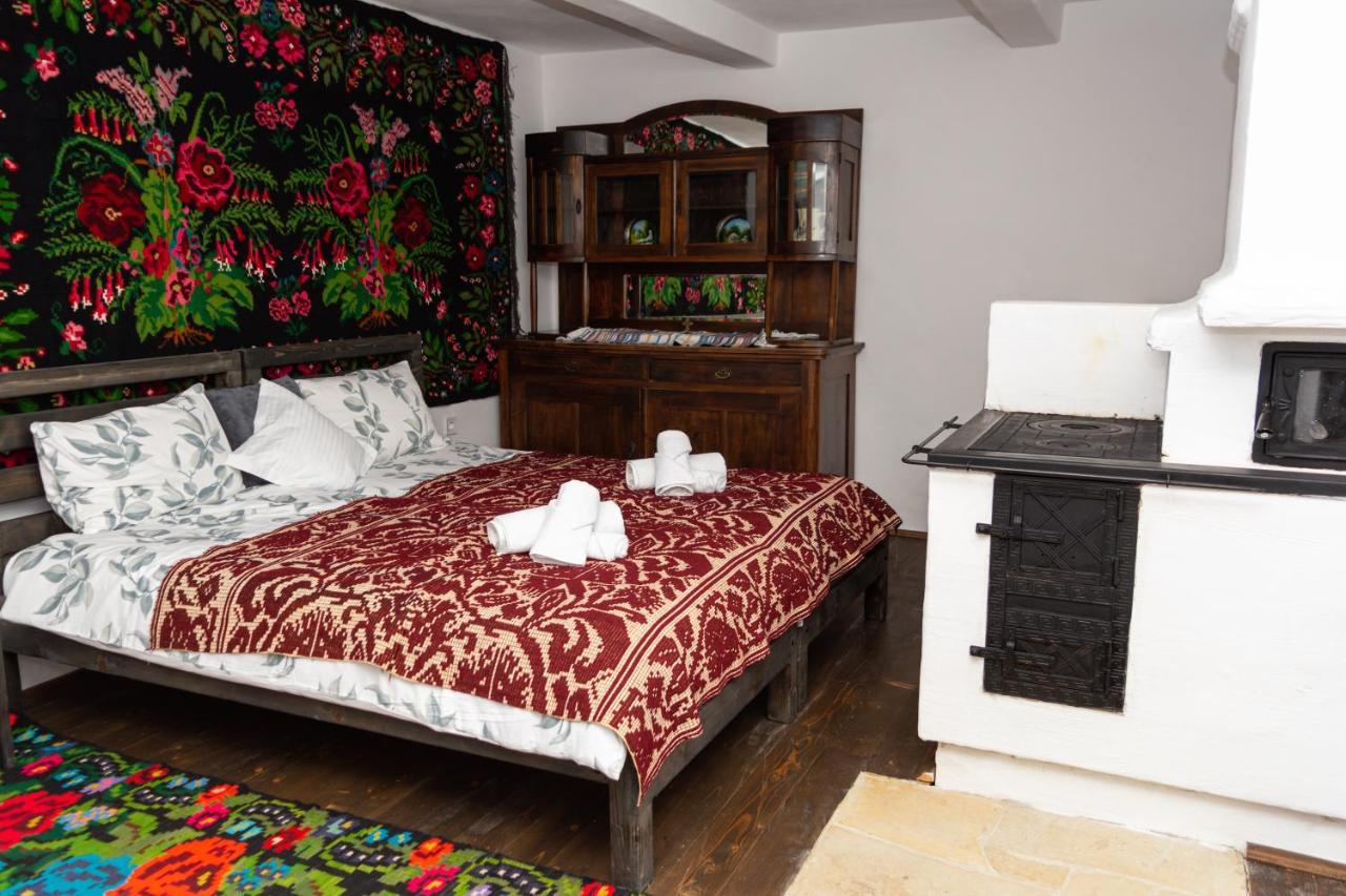 Vatra Boiereasca Bed & Breakfast คาชิกา ภายนอก รูปภาพ
